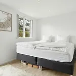 Bright Summer House With Pool In *