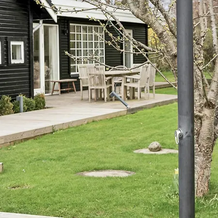 Bright Summer House With Pool In Semesterbostad Tisvilde