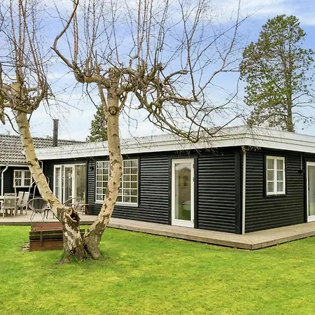 Bright Summer House With Pool In * Tisvilde