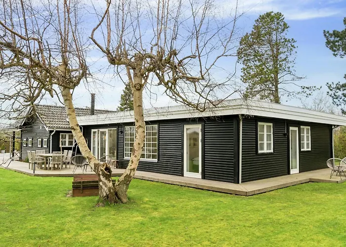 Bright Summer House With Pool In * Tisvildeleje